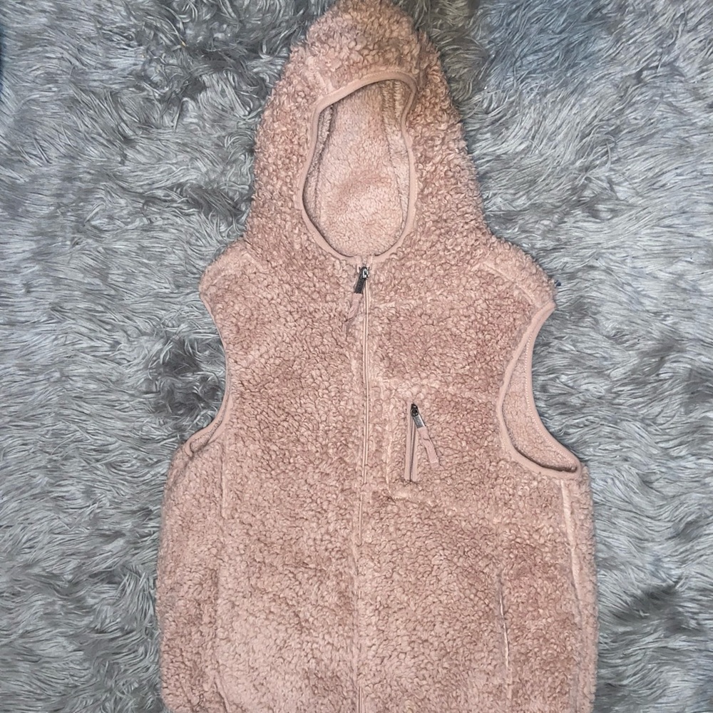 Mauve teddy hooded vest